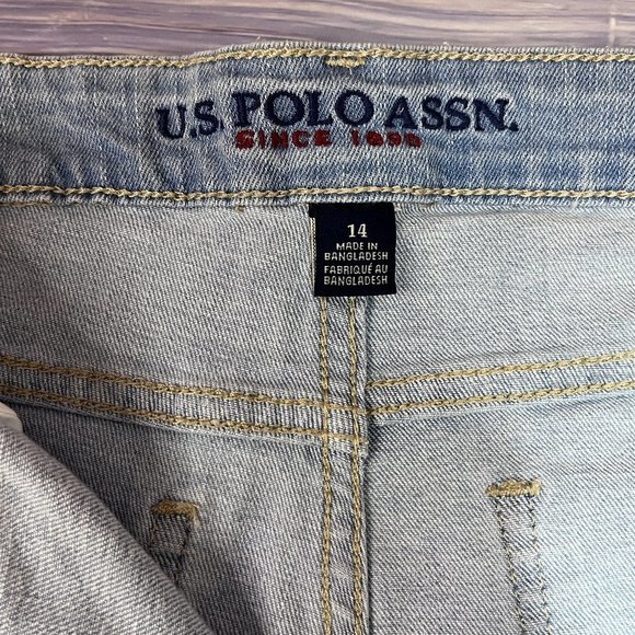 SOLD NWT❗️US Polo Assn Women's light wash Jean Denim Shorts Size 14 - Picture 4 of 10